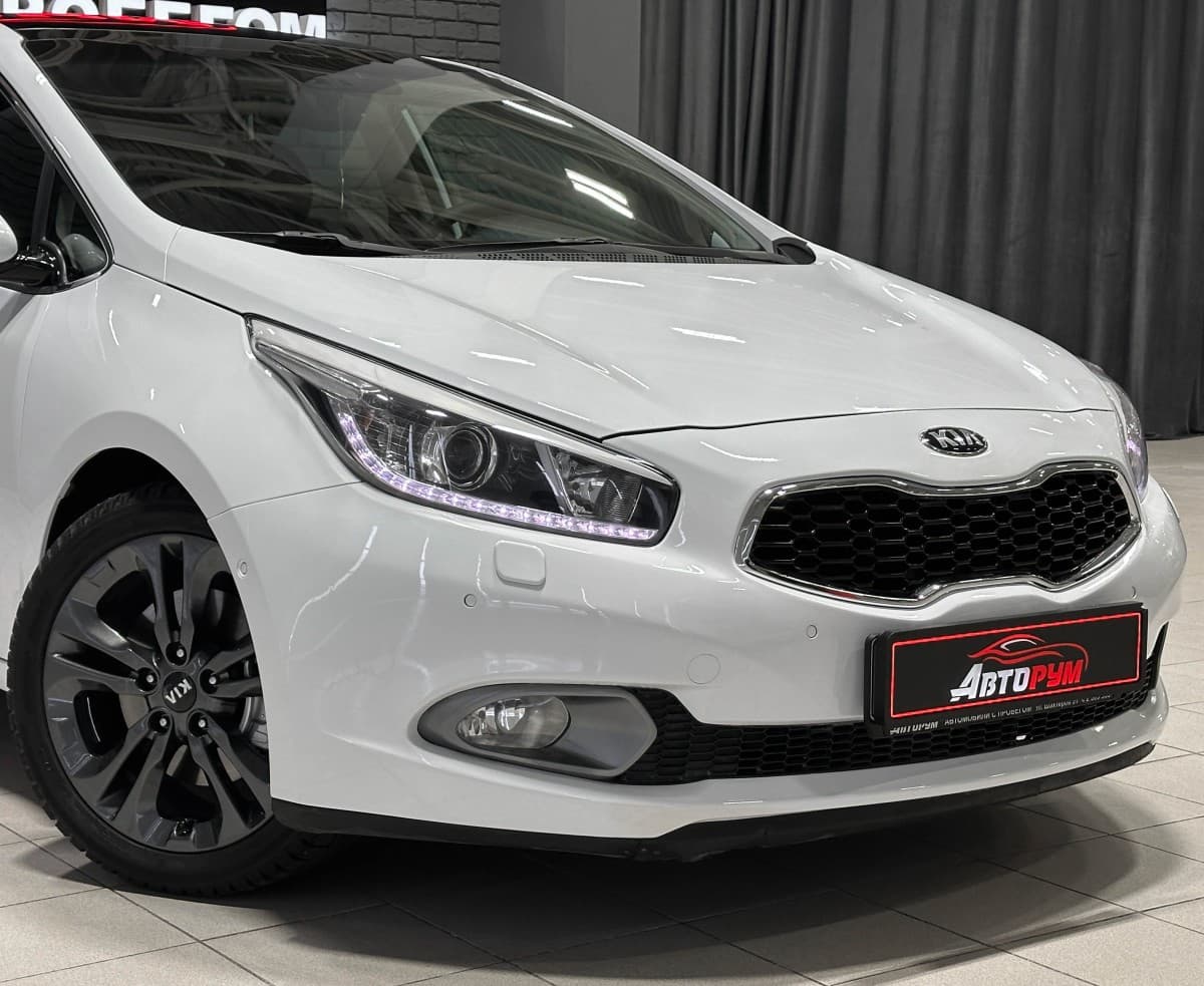 Kia Ceed - 5